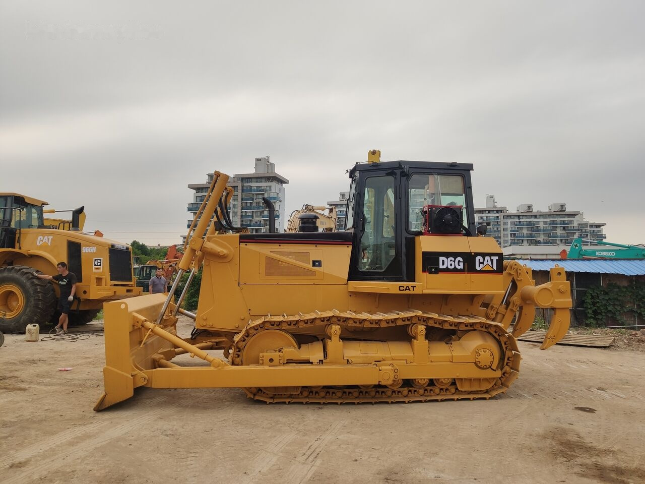 Caterpillar D6G - 불도저 : 사진 4 Caterpillar D6G - 불도저 : 사진 4
