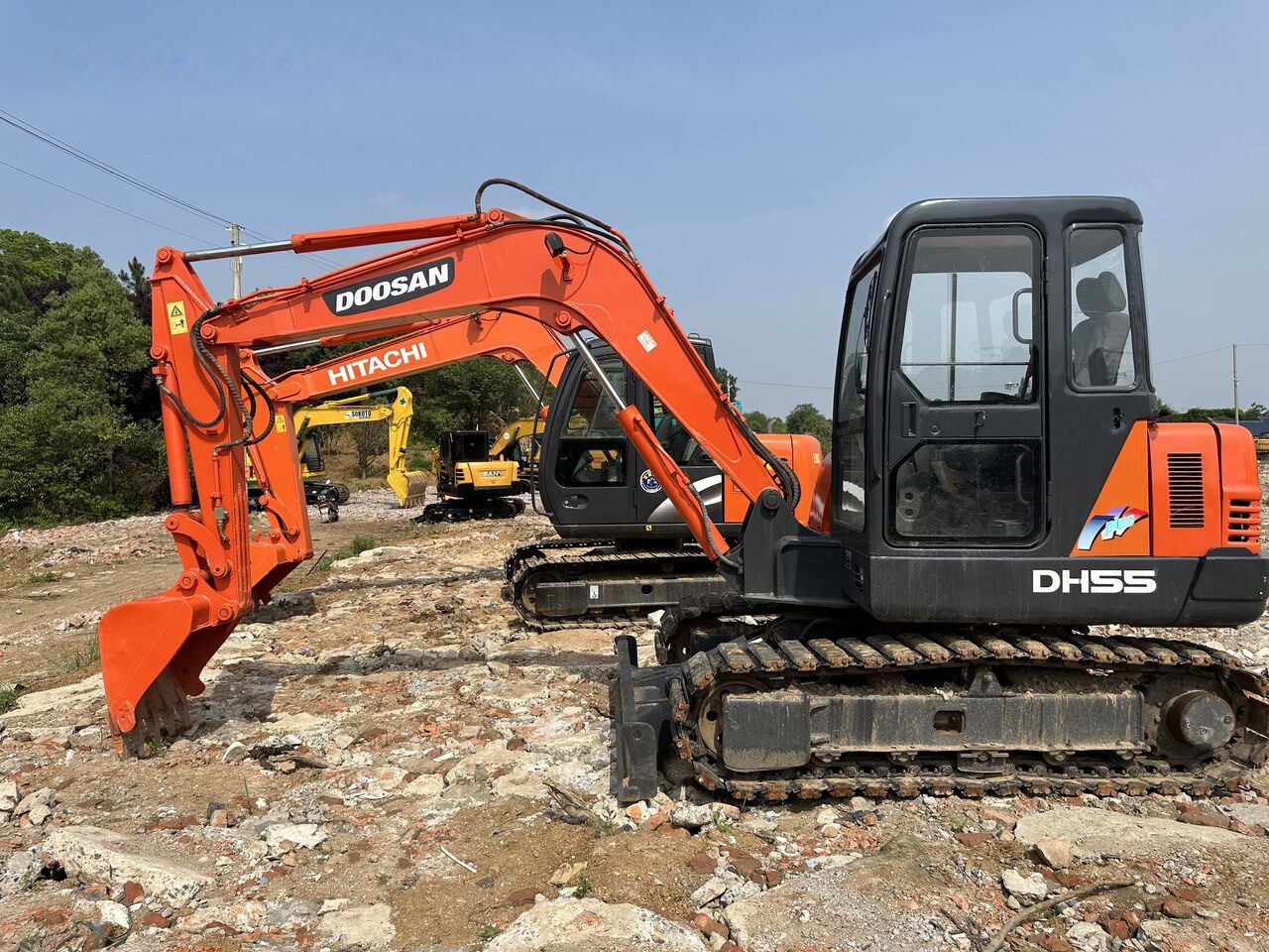 Doosan DH55 - 크롤러 굴삭기 : 사진 1 Doosan DH55 - 크롤러 굴삭기 : 사진 1
