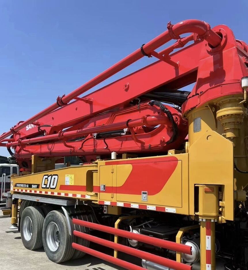 Hino Sany on chassis - 콘크리트 펌프 트럭 : 사진 5 Hino Sany on chassis - 콘크리트 펌프 트럭 : 사진 5