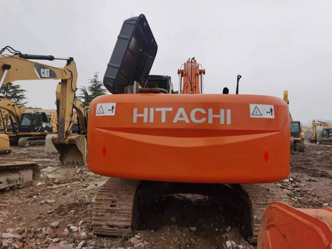 Hitachi ZX250 - 크롤러 굴삭기 : 사진 3 Hitachi ZX250 - 크롤러 굴삭기 : 사진 3