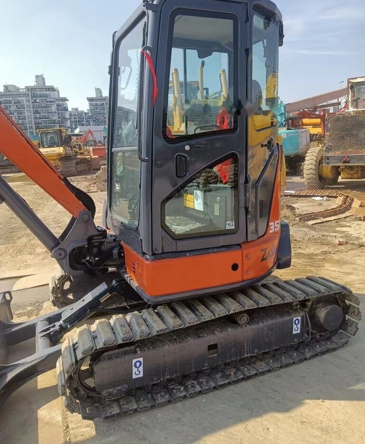 Hitachi ZX35-5A - 미니 굴삭기 : 사진 1 Hitachi ZX35-5A - 미니 굴삭기 : 사진 1
