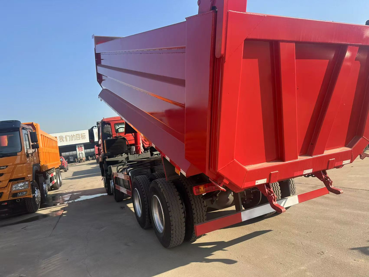 Howo HAOHAN DUMP TRUCK 8X4 - 덤프트럭 : 사진 4 Howo HAOHAN DUMP TRUCK 8X4 - 덤프트럭 : 사진 4