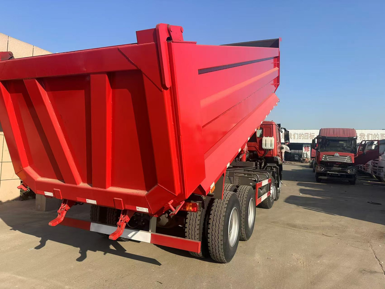 Howo HAOHAN DUMP TRUCK 8X4 - 덤프트럭 : 사진 5 Howo HAOHAN DUMP TRUCK 8X4 - 덤프트럭 : 사진 5