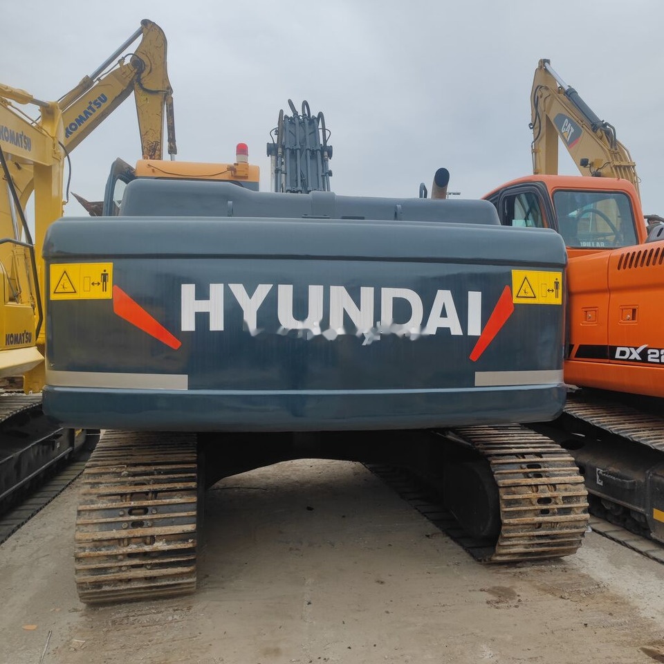 Hyundai R225-9T - 크롤러 굴삭기 : 사진 4 Hyundai R225-9T - 크롤러 굴삭기 : 사진 4