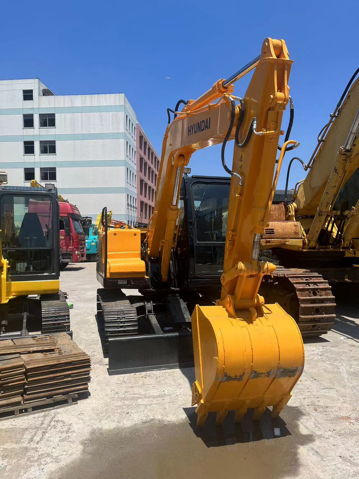 Hyundai R80-7 - 미니 굴삭기 : 사진 5 Hyundai R80-7 - 미니 굴삭기 : 사진 5