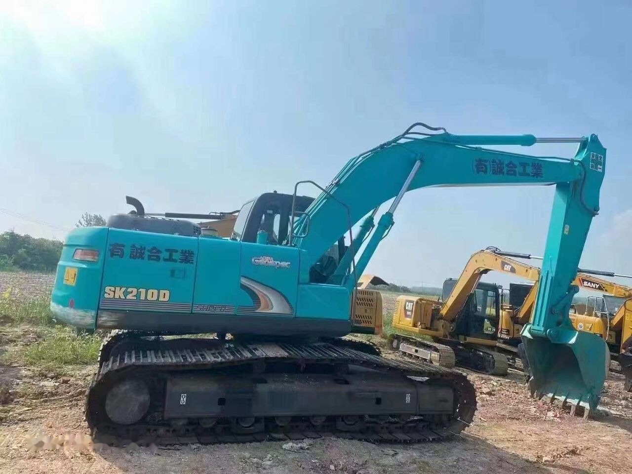 Kobelco SK210D - 크롤러 굴삭기 : 사진 3 Kobelco SK210D - 크롤러 굴삭기 : 사진 3