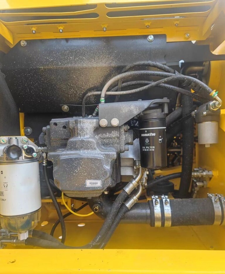 Komatsu PC220-8 - 크롤러 굴삭기 : 사진 5 Komatsu PC220-8 - 크롤러 굴삭기 : 사진 5