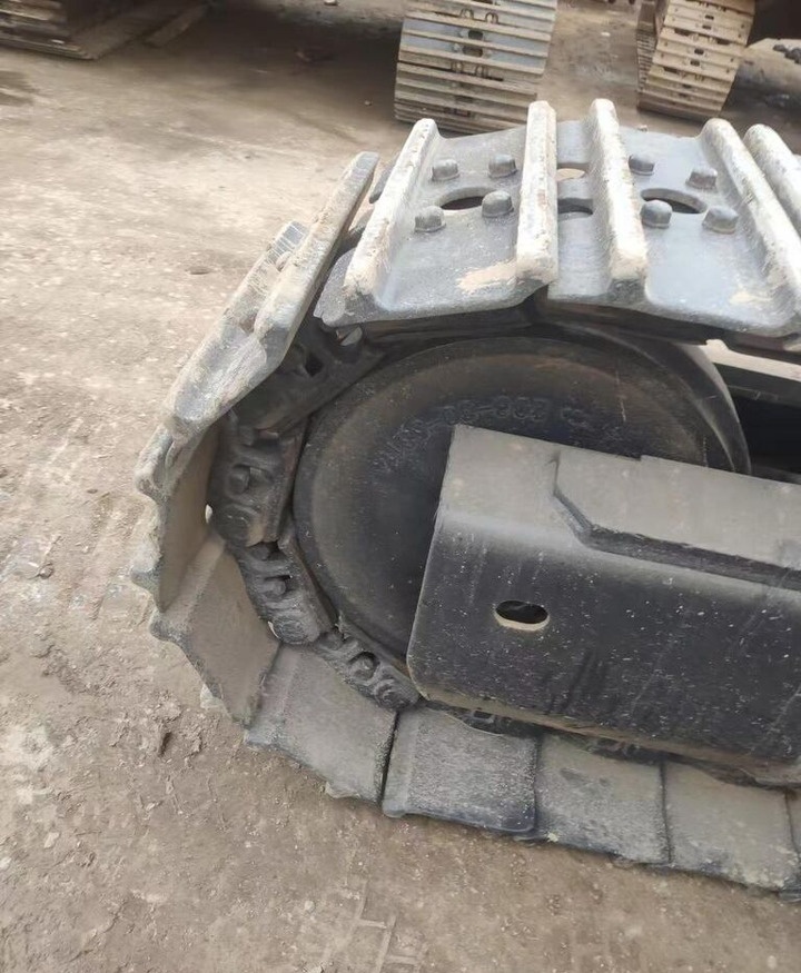 Komatsu PC400-8 - 크롤러 굴삭기 : 사진 2 Komatsu PC400-8 - 크롤러 굴삭기 : 사진 2