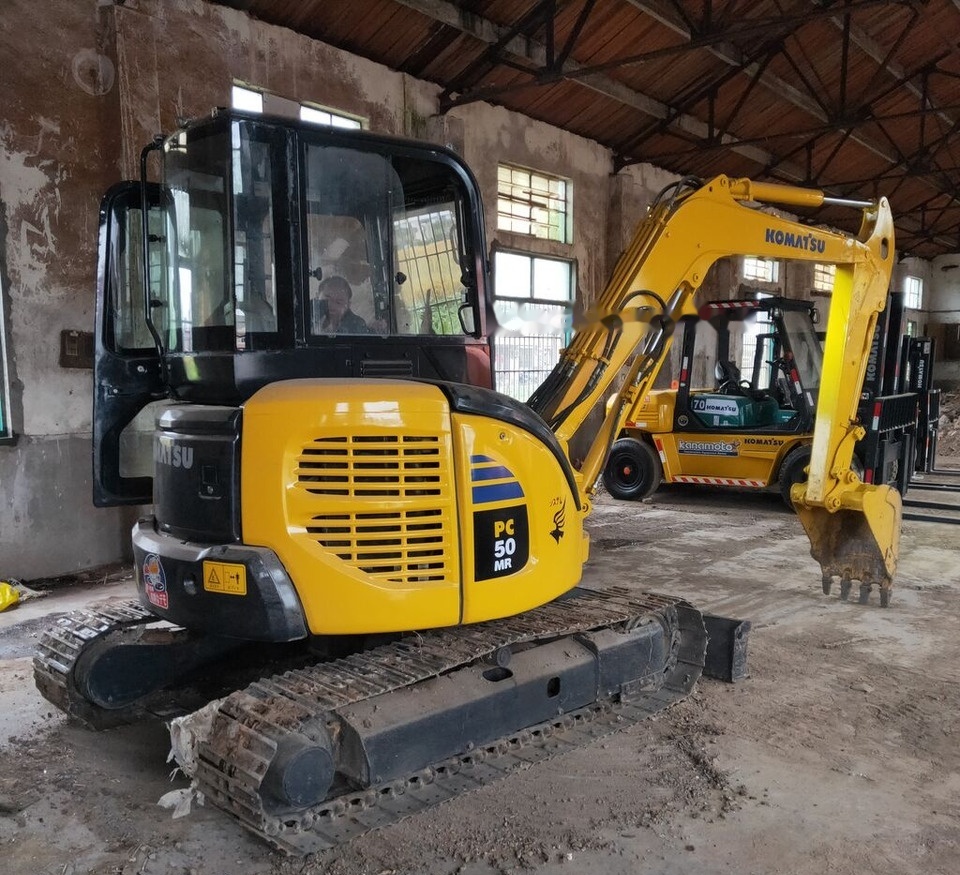 Komatsu PC50 - 미니 굴삭기 : 사진 3 Komatsu PC50 - 미니 굴삭기 : 사진 3