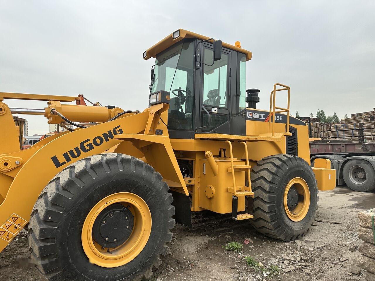 LiuGong CLG 856 - 휠 로더 : 사진 3 LiuGong CLG 856 - 휠 로더 : 사진 3