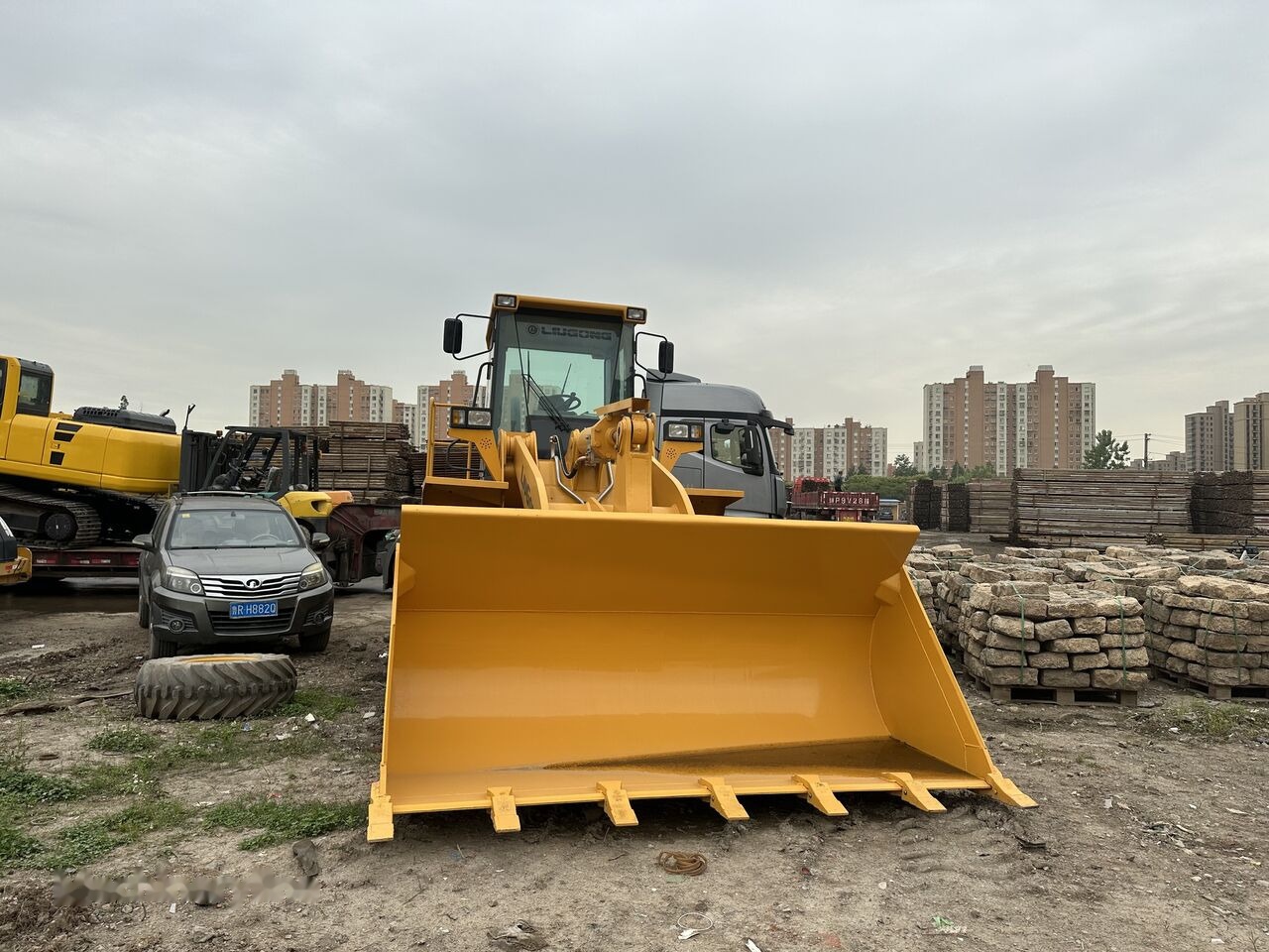 LiuGong CLG 856 - 휠 로더 : 사진 2 LiuGong CLG 856 - 휠 로더 : 사진 2