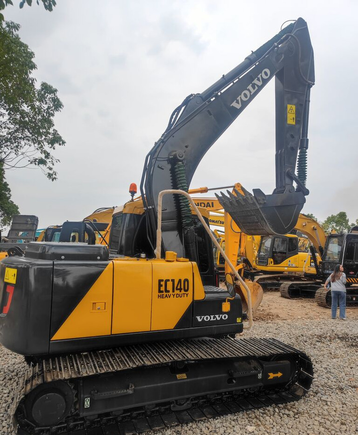 Volvo EC140DL - 크롤러 굴삭기 : 사진 2 Volvo EC140DL - 크롤러 굴삭기 : 사진 2