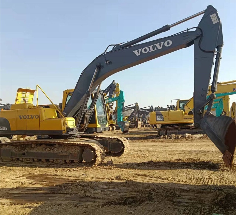 Volvo EC210B - 크롤러 굴삭기 : 사진 4 Volvo EC210B - 크롤러 굴삭기 : 사진 4