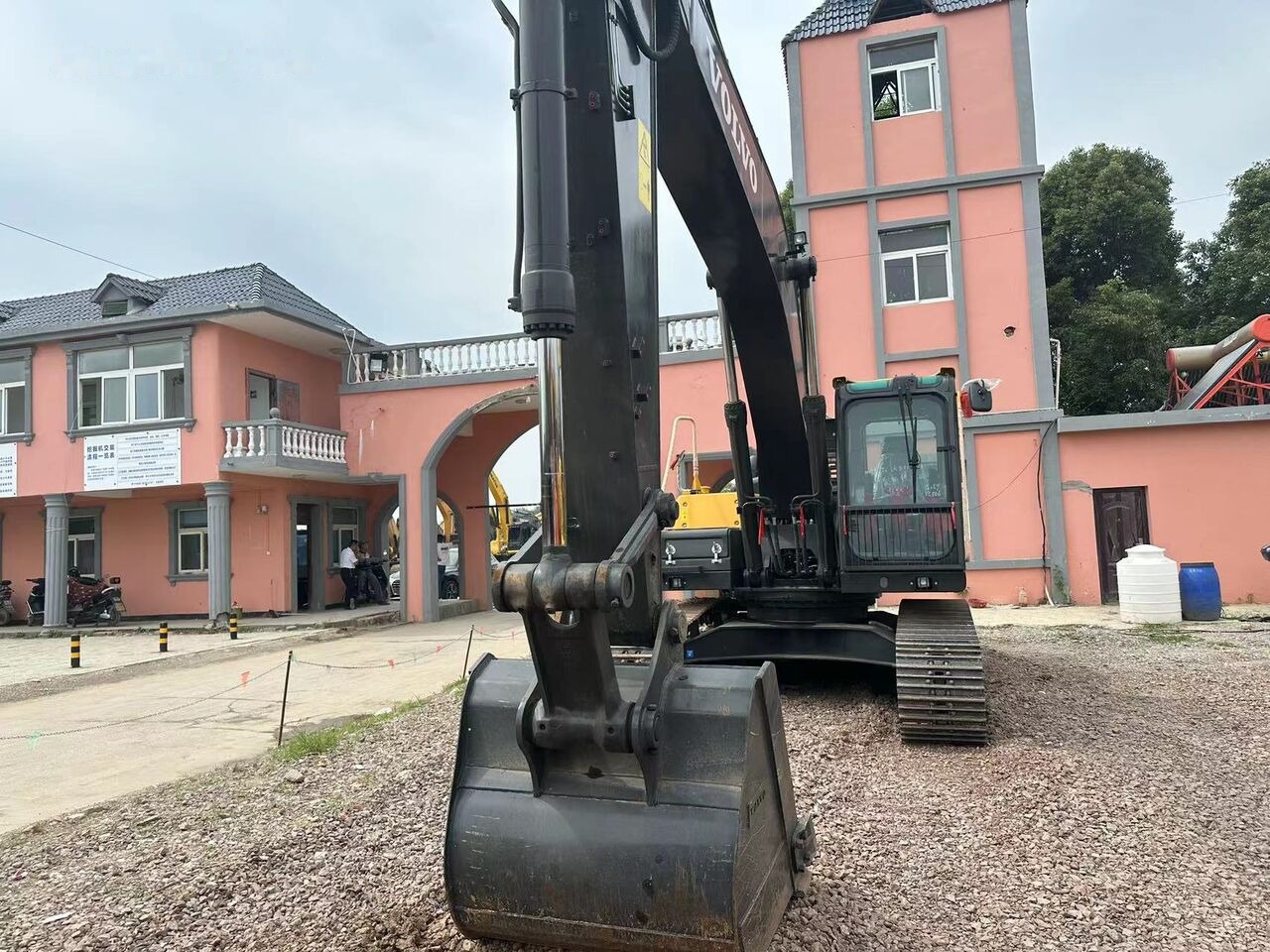 Volvo EC240 - 크롤러 굴삭기 : 사진 3 Volvo EC240 - 크롤러 굴삭기 : 사진 3
