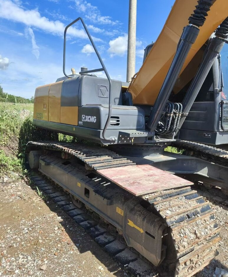 XCMG XE215DA - 크롤러 굴삭기 : 사진 4 XCMG XE215DA - 크롤러 굴삭기 : 사진 4