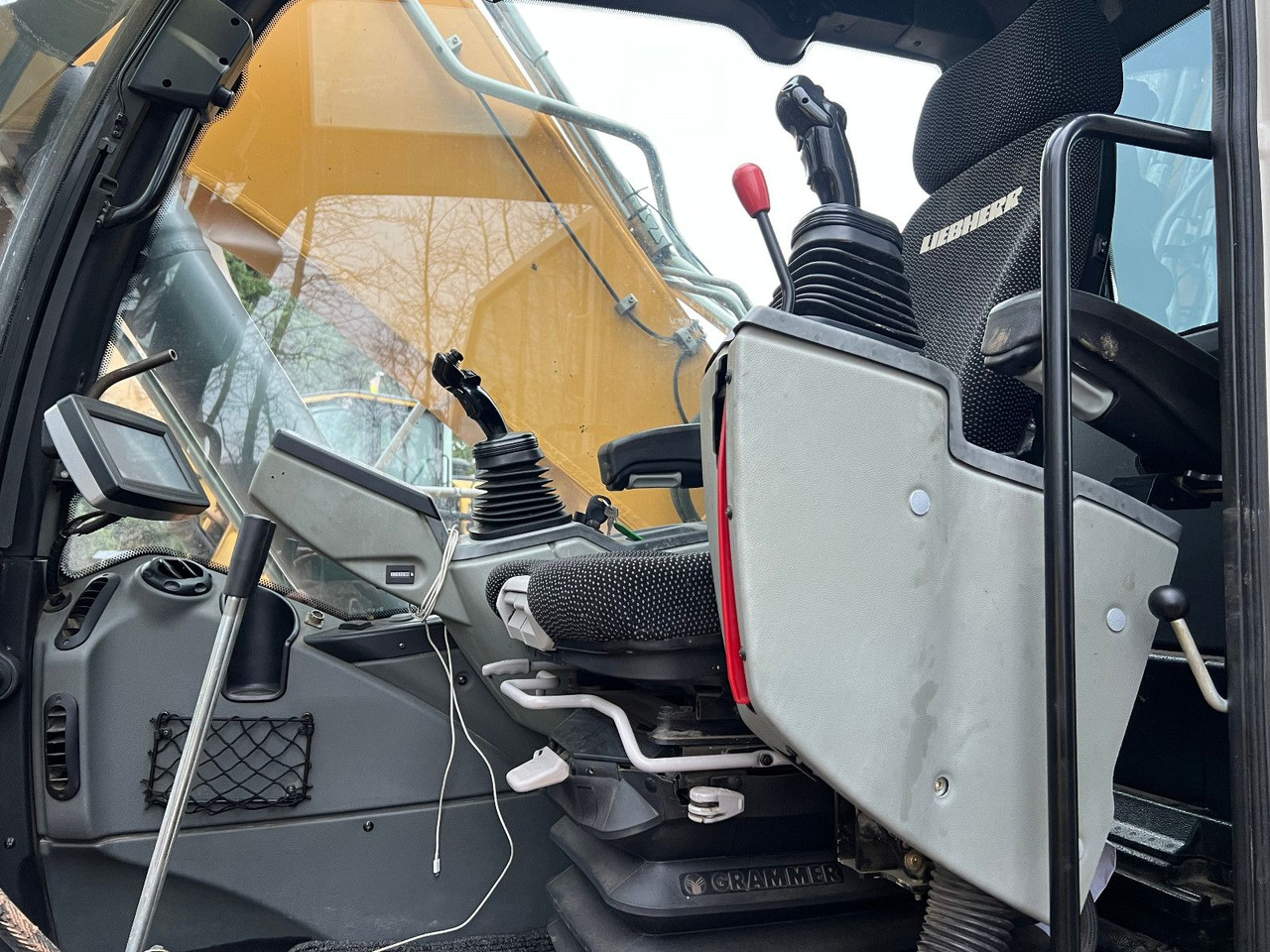 Liebherr R 926 Powertilt - 크롤러 굴삭기 : 사진 3 Liebherr R 926 Powertilt - 크롤러 굴삭기 : 사진 3