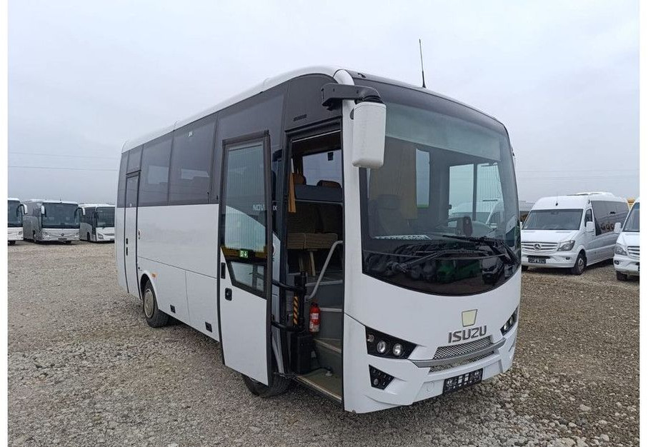 Isuzu Novolux - 교외 버스 : 사진 1 Isuzu Novolux - 교외 버스 : 사진 1