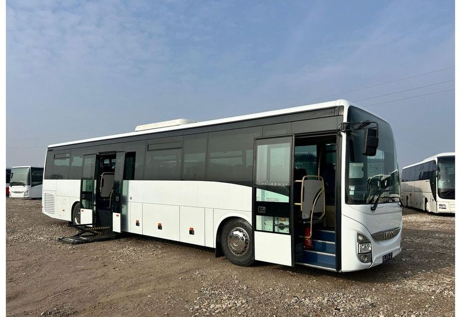 Iveco Crossway - 교외 버스 : 사진 1 Iveco Crossway - 교외 버스 : 사진 1