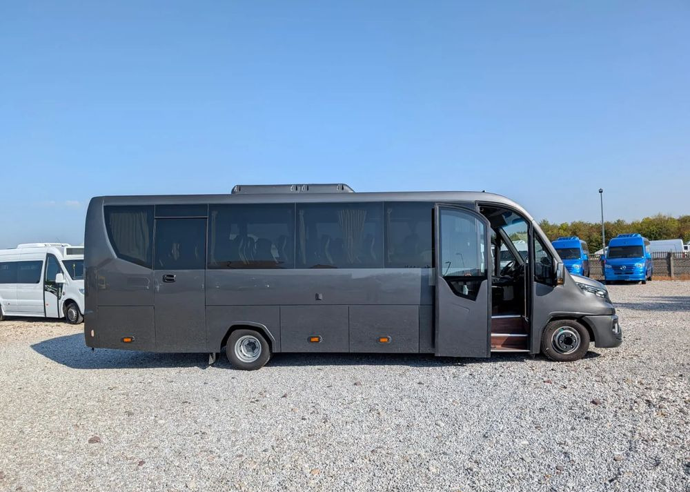 Iveco Daily 70C21 - 소형 버스, 승합차 : 사진 3 Iveco Daily 70C21 - 소형 버스, 승합차 : 사진 3