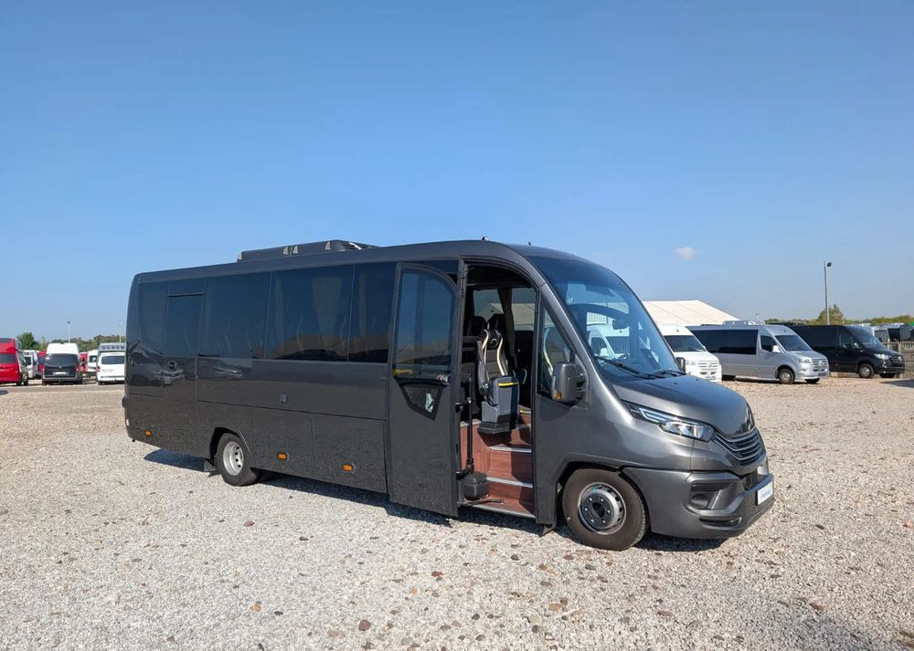 Iveco Daily 70C21 - 소형 버스, 승합차 : 사진 2 Iveco Daily 70C21 - 소형 버스, 승합차 : 사진 2