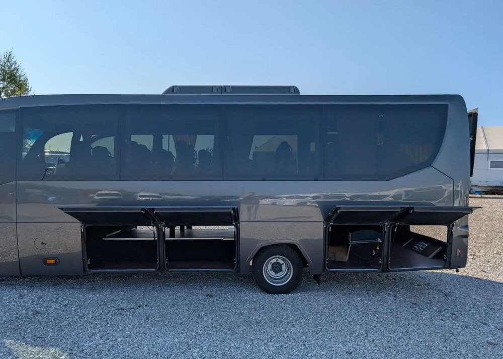 신규 소형 버스, 승합차 Iveco Daily 70C21 : 사진 11