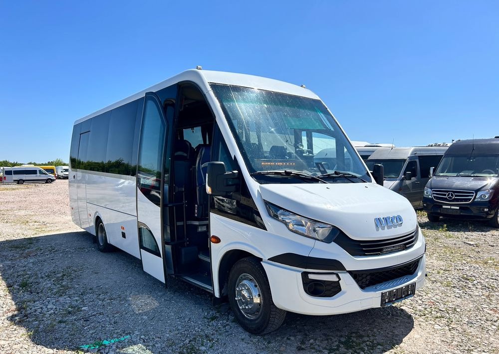 Iveco Daily - 소형 버스, 승합차 : 사진 1 Iveco Daily - 소형 버스, 승합차 : 사진 1