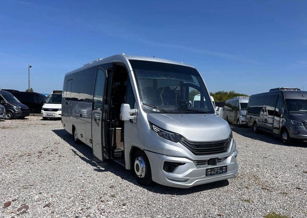 Iveco Daily - 소형 버스, 승합차 : 사진 1 Iveco Daily - 소형 버스, 승합차 : 사진 1