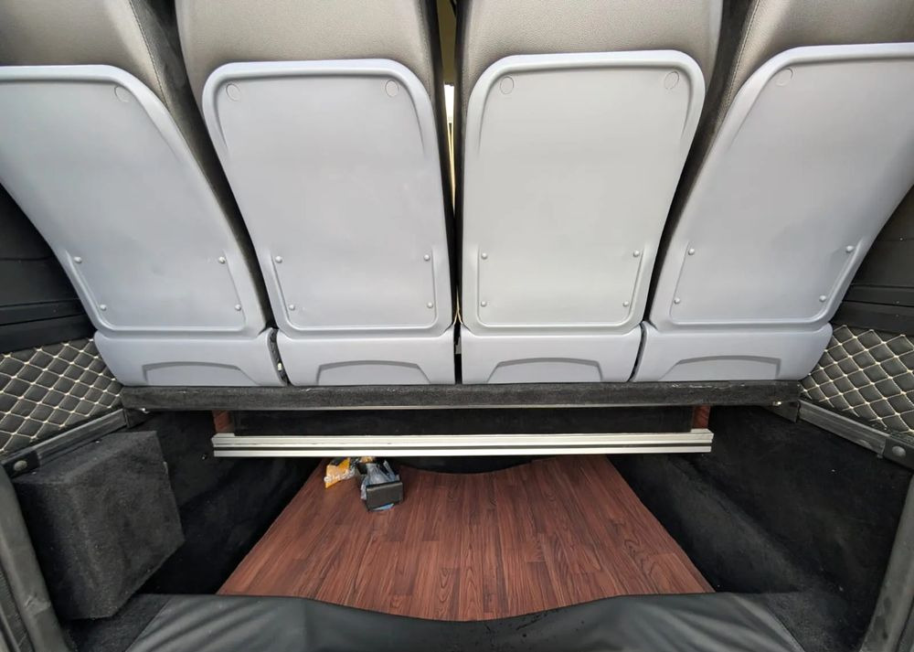 Mercedes-Benz Sprinter 519 - 소형 버스, 승합차 : 사진 4 Mercedes-Benz Sprinter 519 - 소형 버스, 승합차 : 사진 4