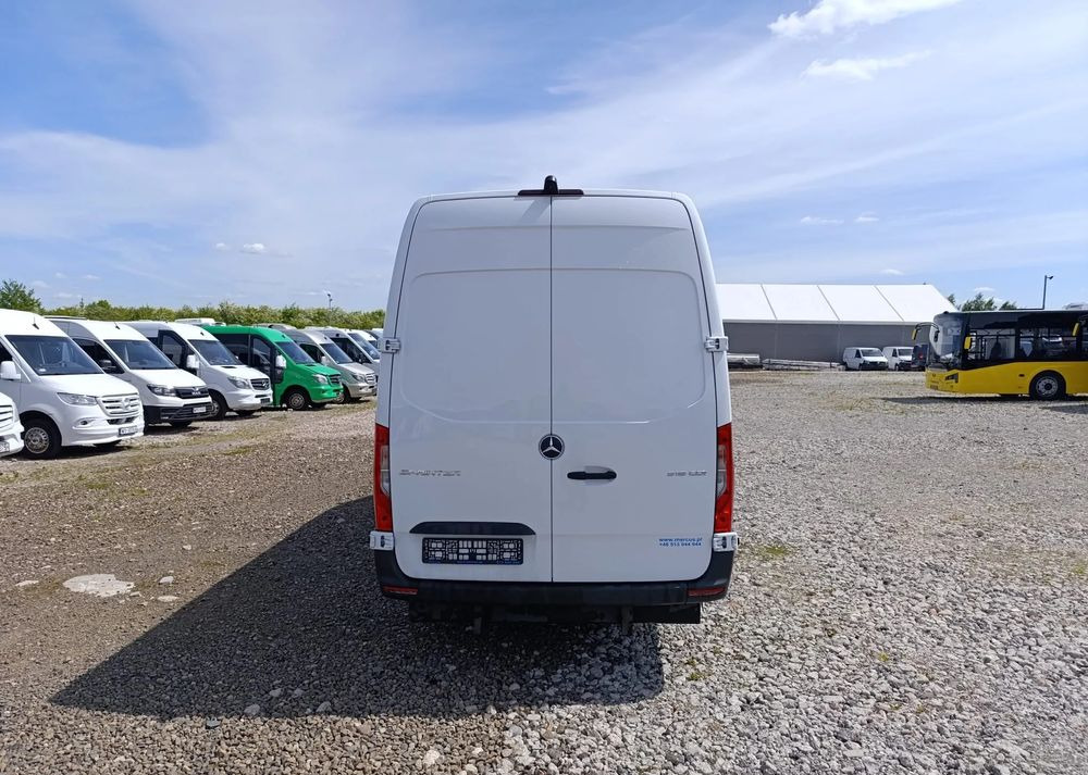 리스  Mercedes-Benz Sprinter 519 Mercedes-Benz Sprinter 519 : 사진 6