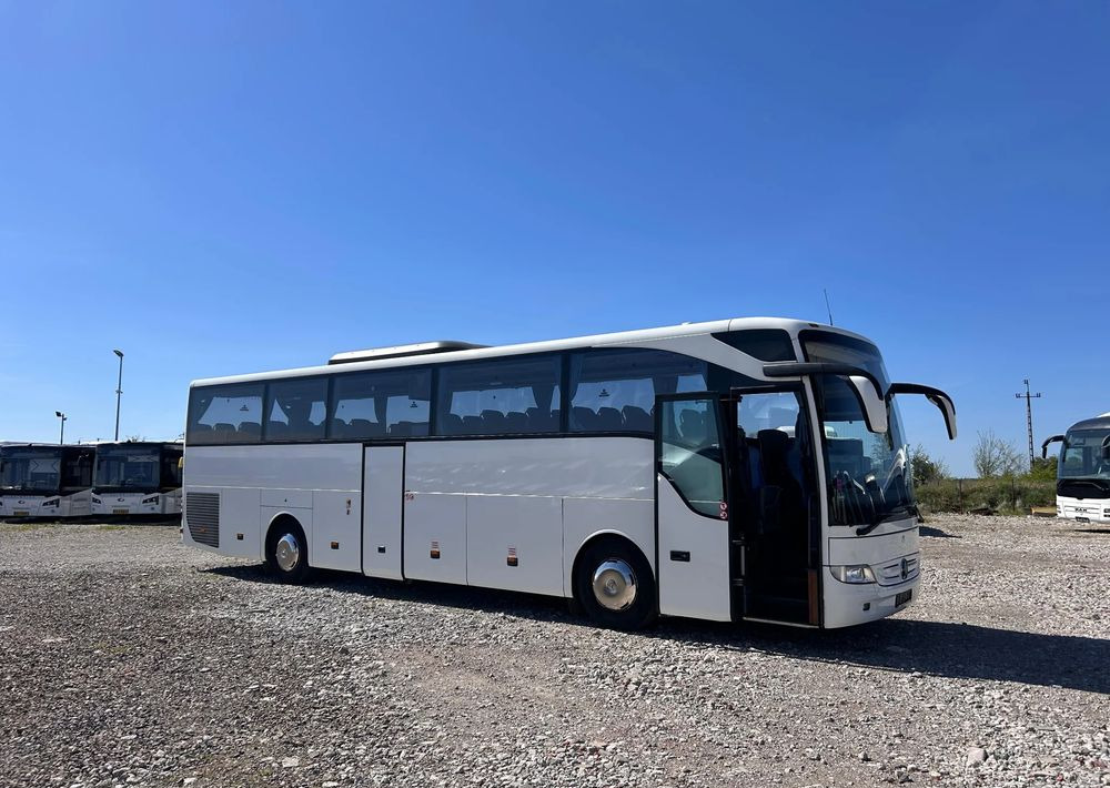 Mercedes-Benz Tourismo - 대형 버스 : 사진 2 Mercedes-Benz Tourismo - 대형 버스 : 사진 2