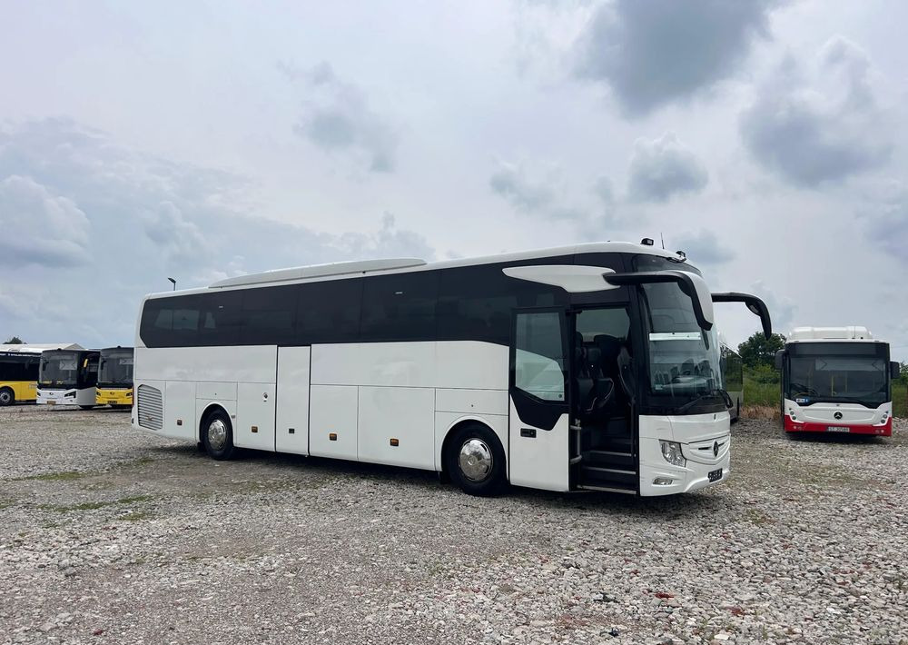 Mercedes-Benz Tourismo - 대형 버스 : 사진 2 Mercedes-Benz Tourismo - 대형 버스 : 사진 2