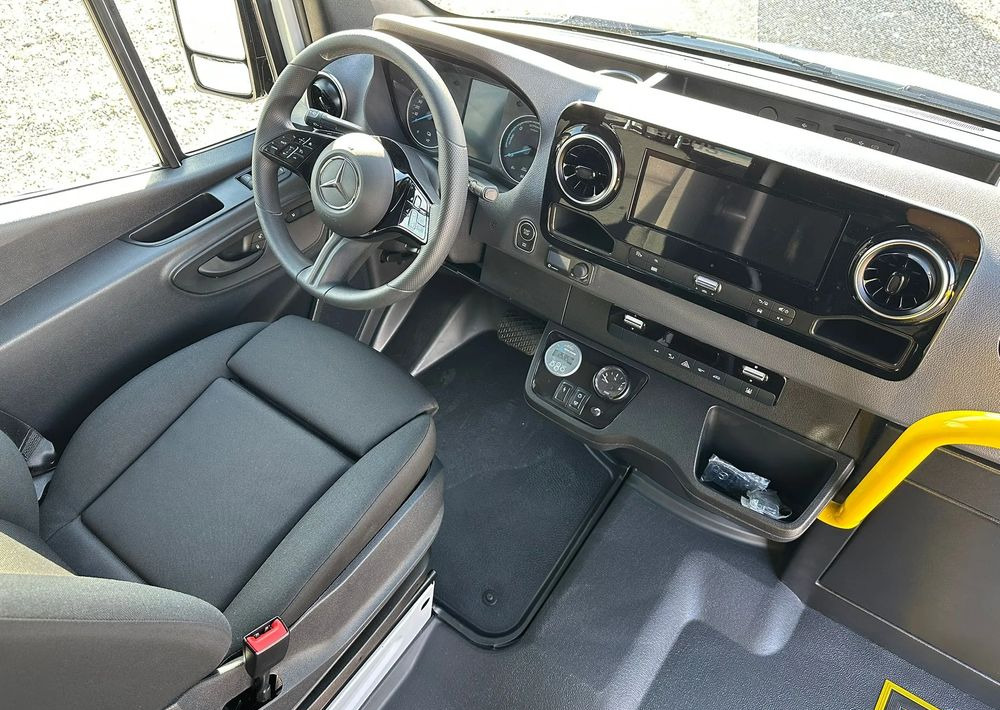 신규 소형 버스, 전기 버스 Mercedes-Benz eSprinter : 사진 15