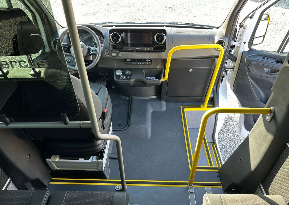 신규 소형 버스, 전기 버스 Mercedes-Benz eSprinter : 사진 14