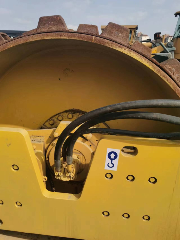 BOMAG BW217D-2 - 압축기 : 사진 5 BOMAG BW217D-2 - 압축기 : 사진 5