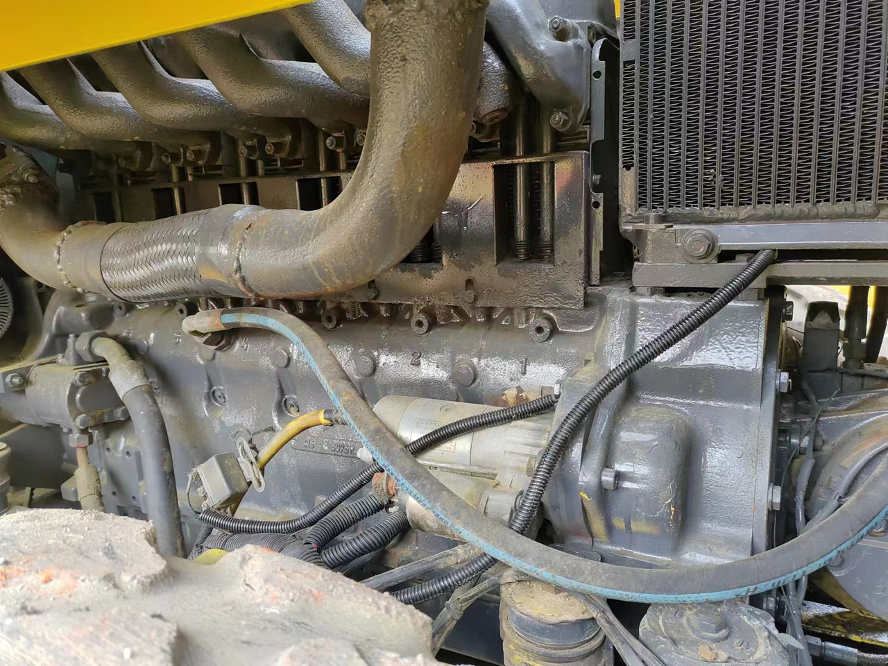 BOMAG BW217D-2 - 압축기 : 사진 5 BOMAG BW217D-2 - 압축기 : 사진 5