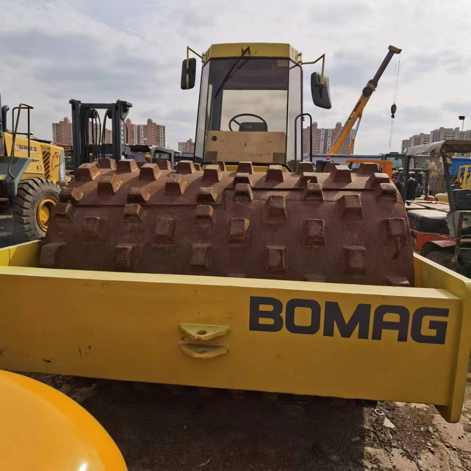 BOMAG BW217D-2 - 압축기 : 사진 3 BOMAG BW217D-2 - 압축기 : 사진 3