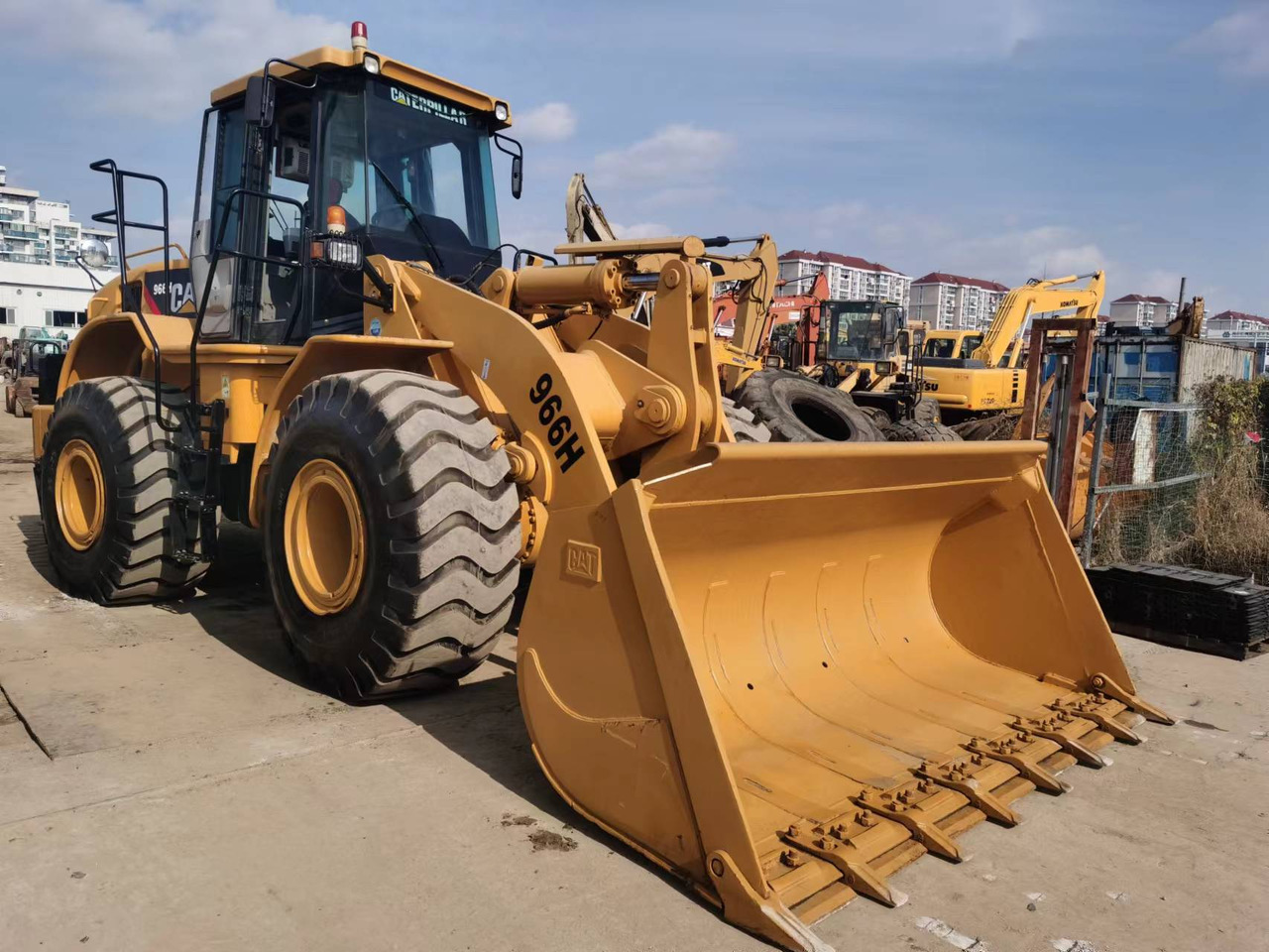 CAT 966H - 휠 로더 : 사진 1 CAT 966H - 휠 로더 : 사진 1