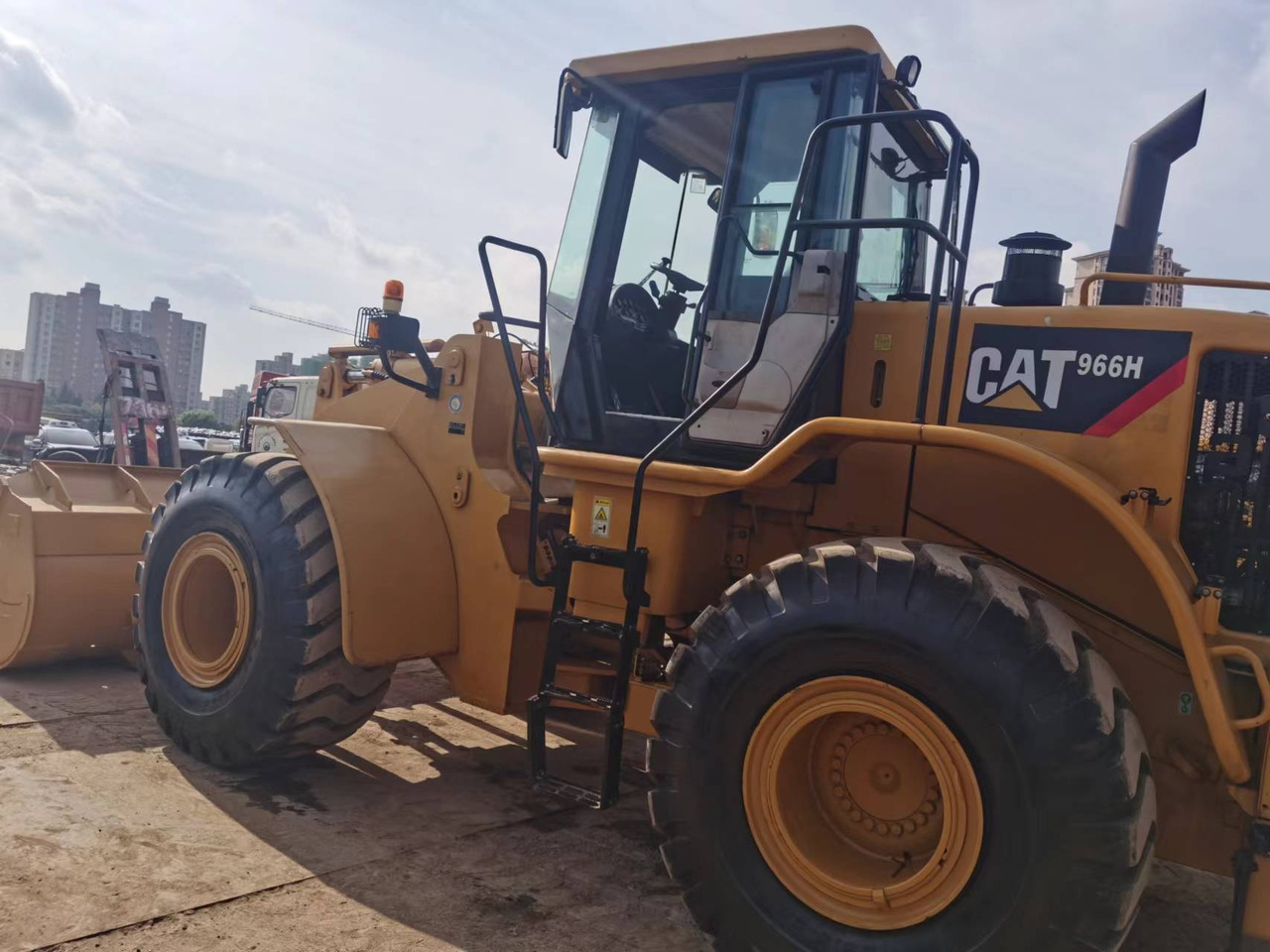 CAT 966H - 휠 로더 : 사진 3 CAT 966H - 휠 로더 : 사진 3