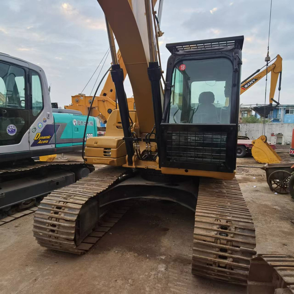 CATERPILLAR 315D - 크롤러 굴삭기 : 사진 4 CATERPILLAR 315D - 크롤러 굴삭기 : 사진 4