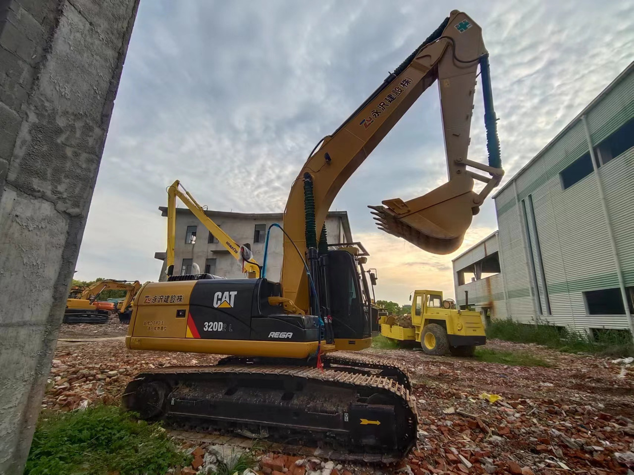 CATERPILLAR 320D2L CAT 320D - 크롤러 굴삭기 : 사진 2 CATERPILLAR 320D2L CAT 320D - 크롤러 굴삭기 : 사진 2