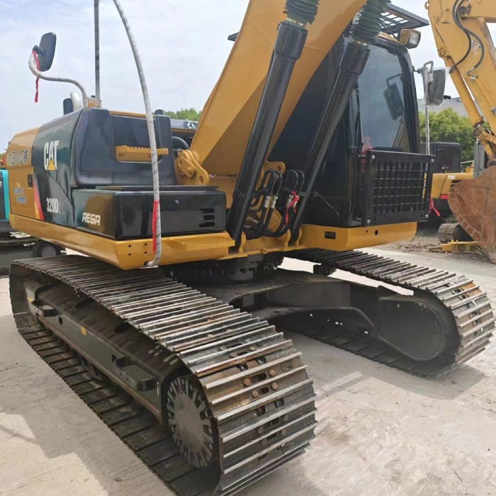 CATERPILLAR 320DL - 크롤러 굴삭기 : 사진 2 CATERPILLAR 320DL - 크롤러 굴삭기 : 사진 2