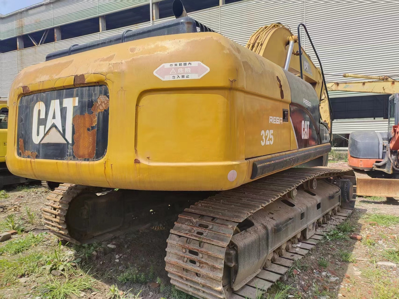 CATERPILLAR 325C - 크롤러 굴삭기 : 사진 3 CATERPILLAR 325C - 크롤러 굴삭기 : 사진 3