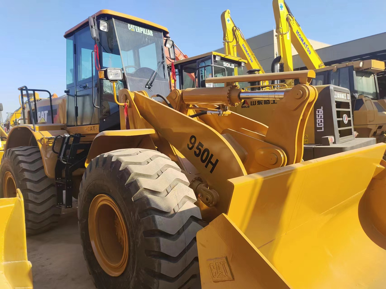 CATERPILLAR 950H - 휠 로더 : 사진 2 CATERPILLAR 950H - 휠 로더 : 사진 2