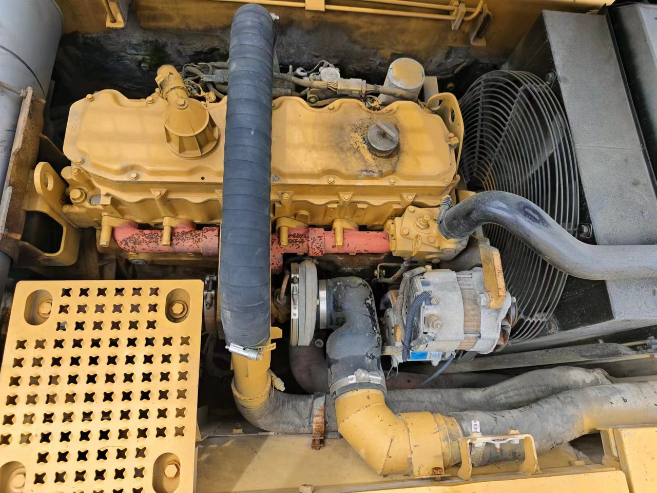 CATERPILLAR CAT 325C - 크롤러 굴삭기 : 사진 5 CATERPILLAR CAT 325C - 크롤러 굴삭기 : 사진 5