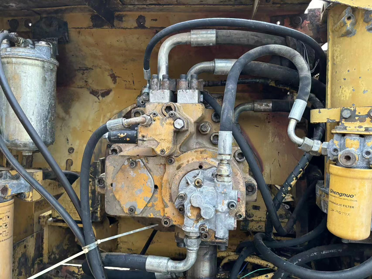 CATERPILLAR CAT 330BL Pile driver - 파일 드라이버 : 사진 5 CATERPILLAR CAT 330BL Pile driver - 파일 드라이버 : 사진 5