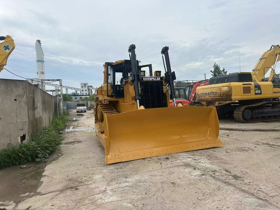 CATERPILLAR D8R - 불도저 : 사진 4 CATERPILLAR D8R - 불도저 : 사진 4