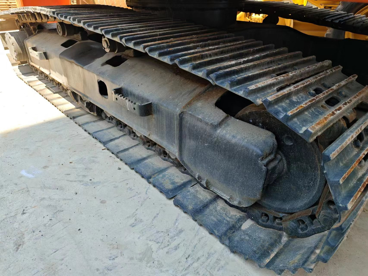 HITACHI EX200-5 - 크롤러 굴삭기 : 사진 5 HITACHI EX200-5 - 크롤러 굴삭기 : 사진 5