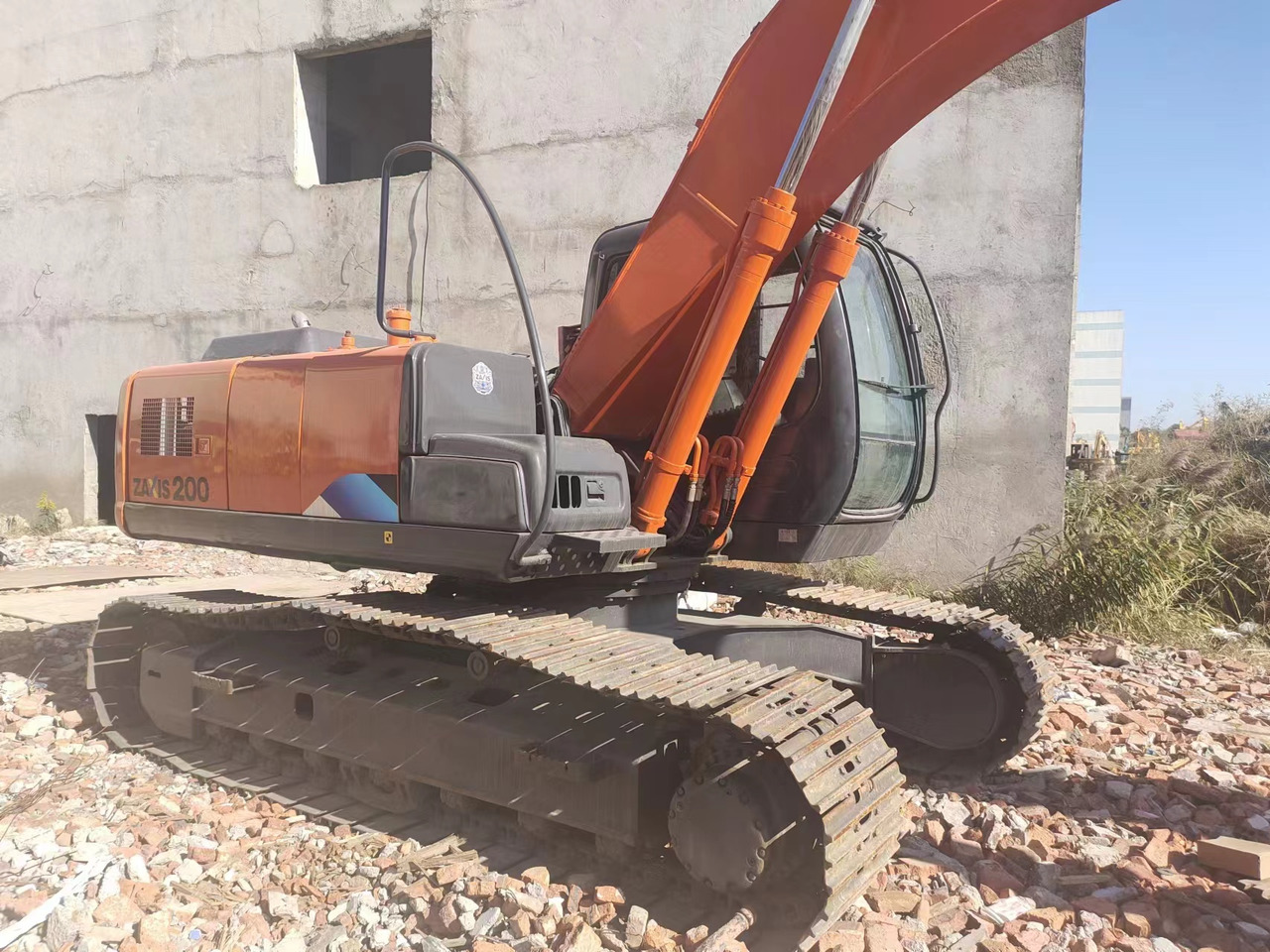 HITACHI ZX200 - 크롤러 굴삭기 : 사진 3 HITACHI ZX200 - 크롤러 굴삭기 : 사진 3