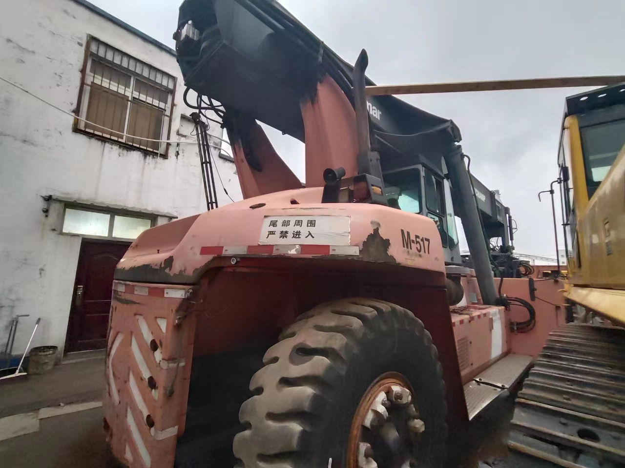 리치 스태커 KALMAR DRF450 : 사진 6 리치 스태커 KALMAR DRF450 : 사진 6