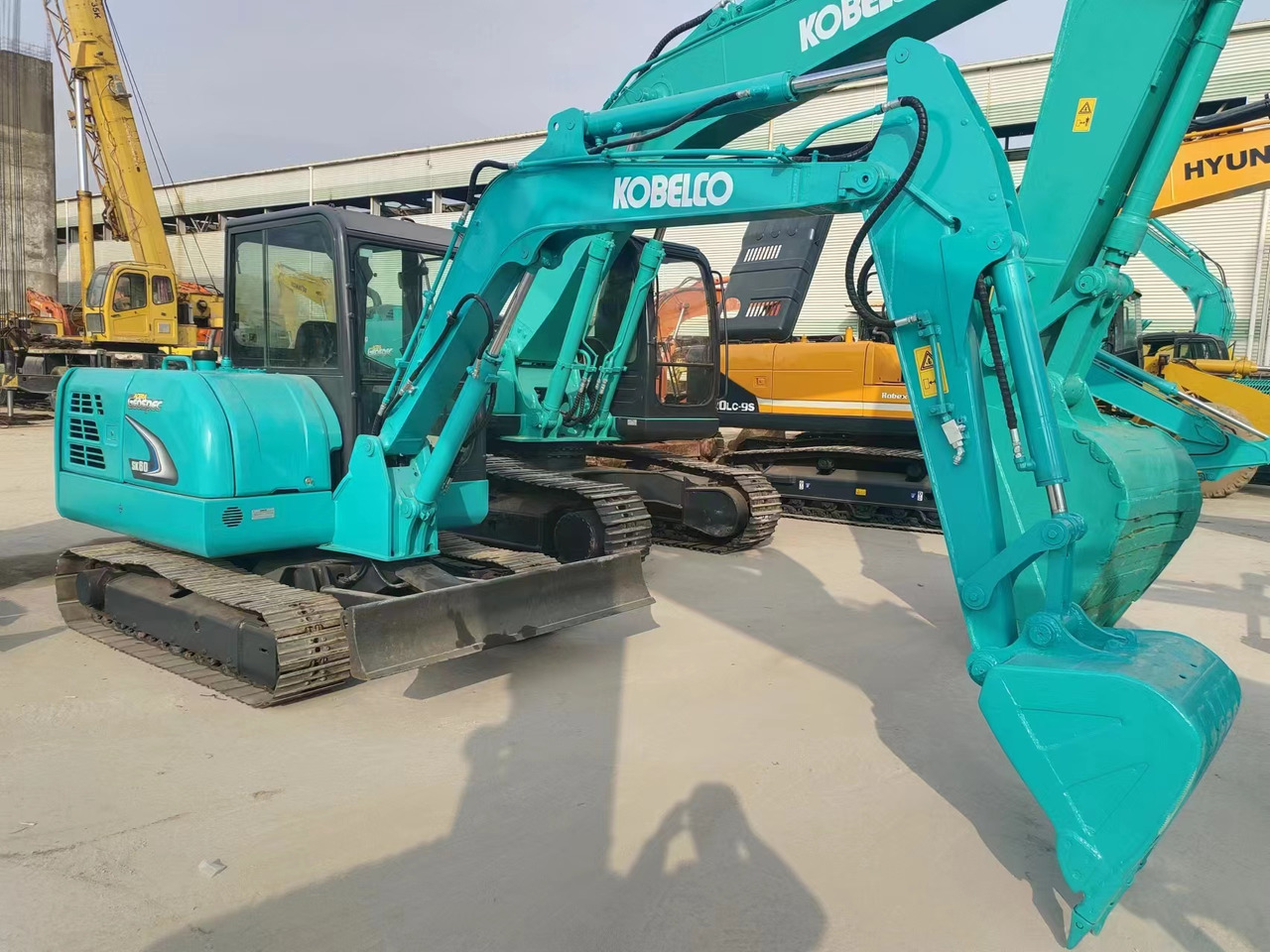 KOBELCO SK60-8 - 미니 굴삭기 : 사진 3 KOBELCO SK60-8 - 미니 굴삭기 : 사진 3